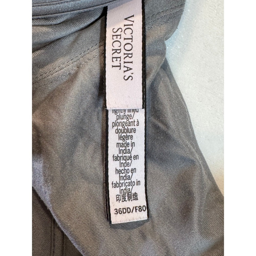 Victoria's Secret Wireless Plunge Bra Gray 36DD Lightly Lined Y-Back Comfort - Picture 4 of 4